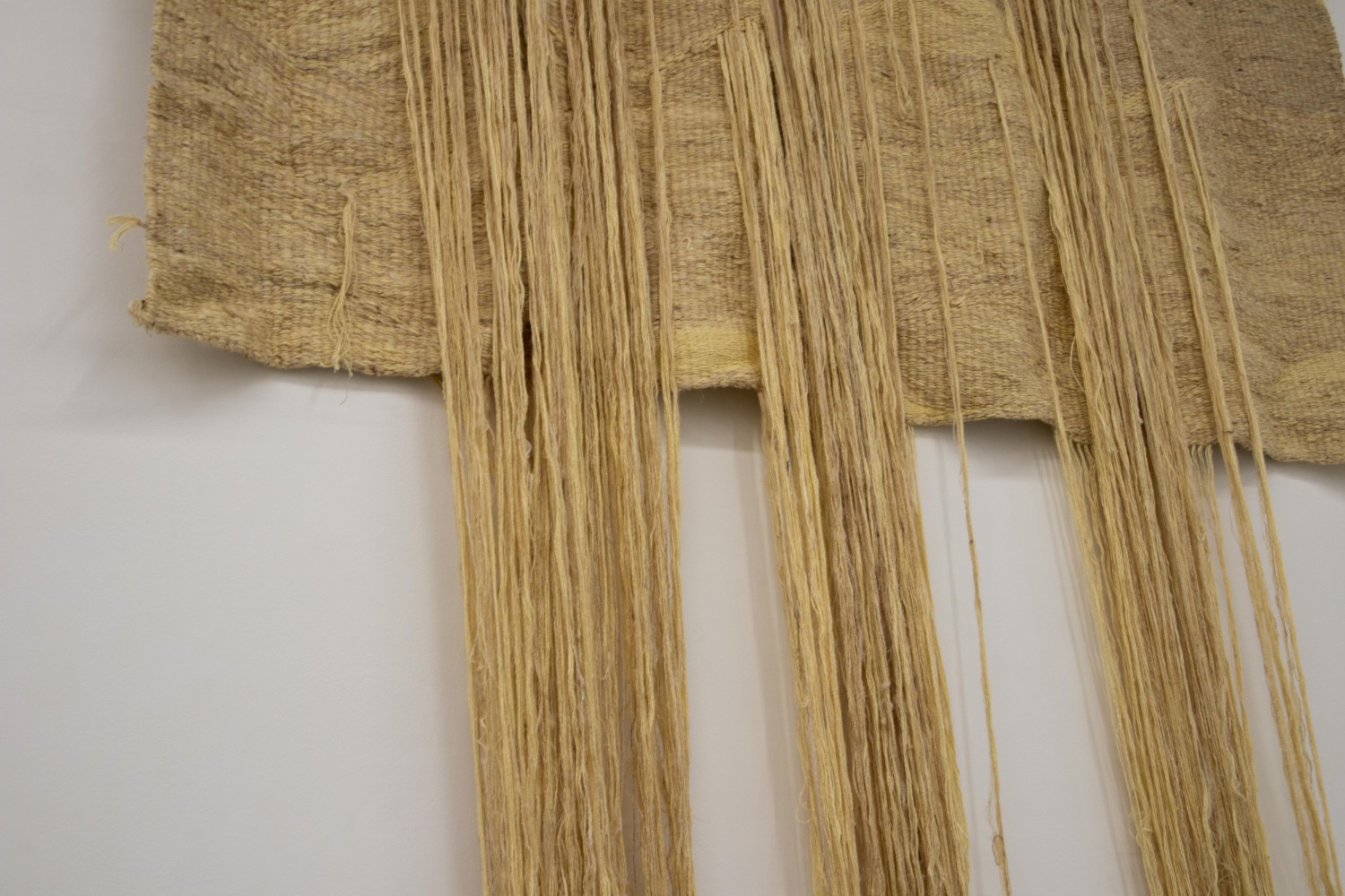 강수진_untitled_2018_wild silk,cotton,linen and pine_175x200cm@SoojinKang_untitled_2018_wild silk,cotton,linen and pine_175x200cm